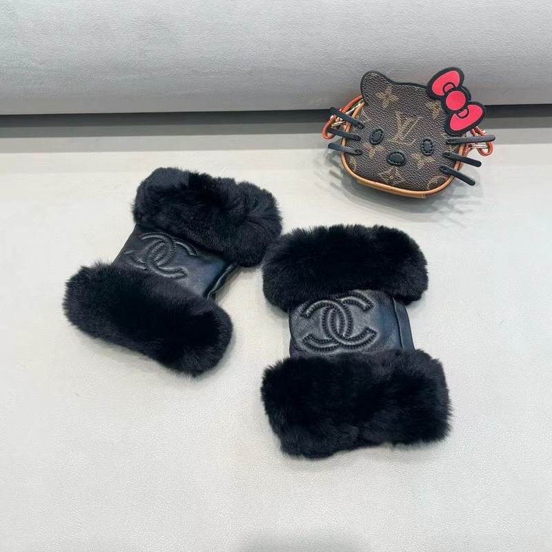 Chanel Gloves 092023